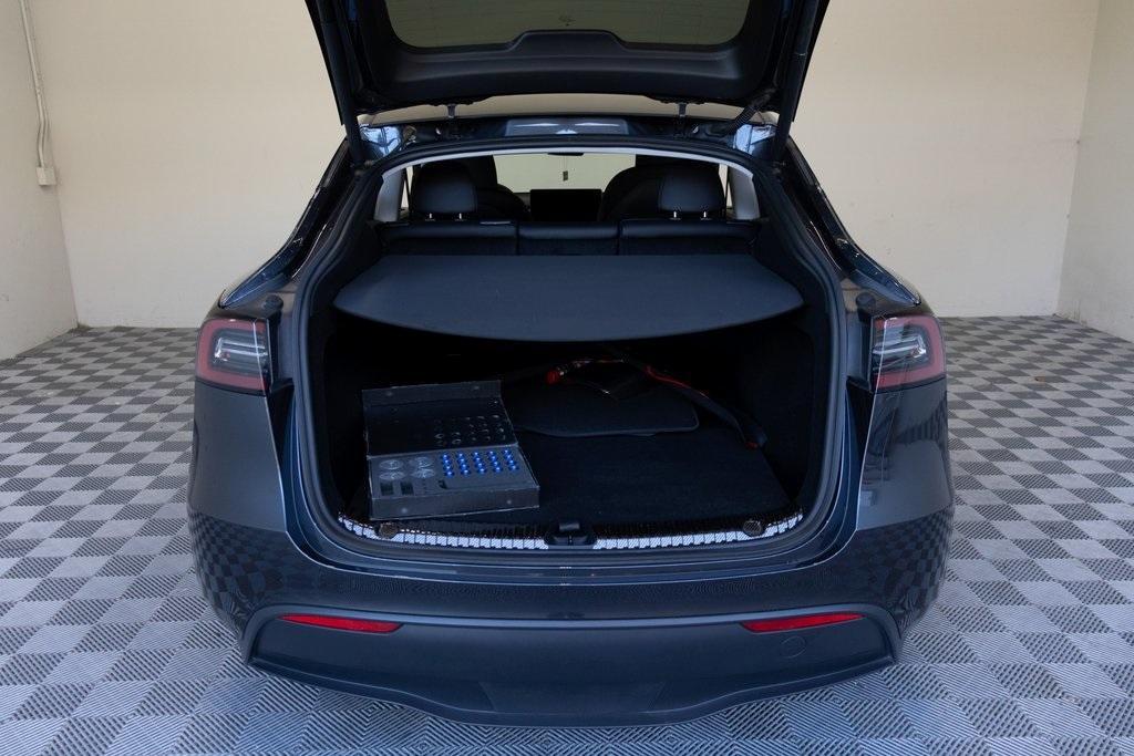 used 2024 Tesla Model Y car