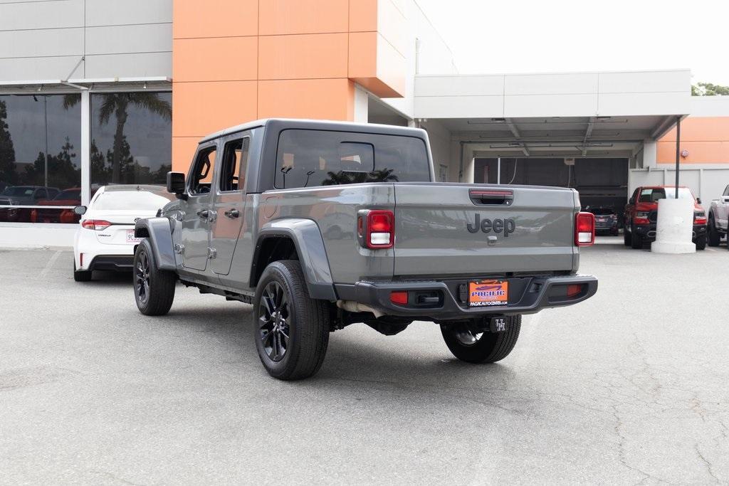used 2022 Jeep Gladiator car, priced at $28,995