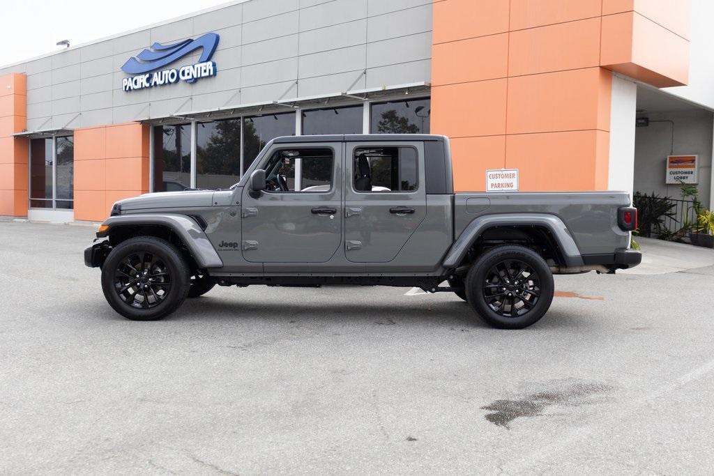 used 2022 Jeep Gladiator car, priced at $28,995