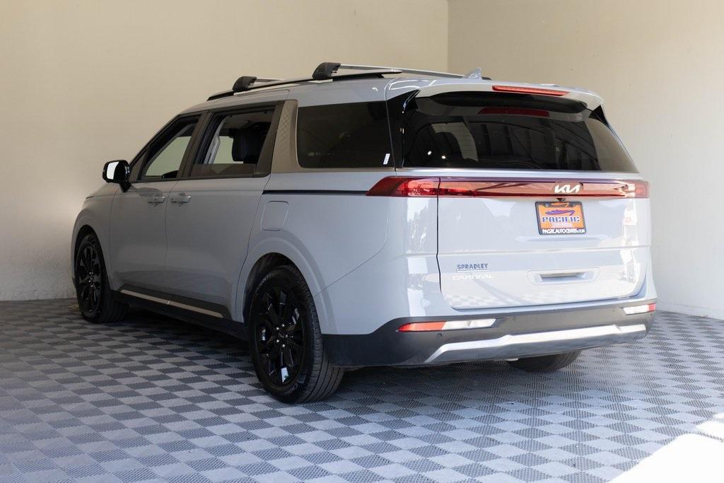 used 2024 Kia Carnival car, priced at $39,995