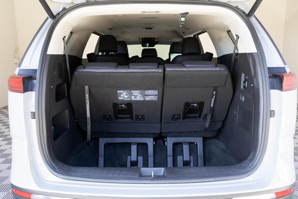 used 2024 Kia Carnival car, priced at $39,995