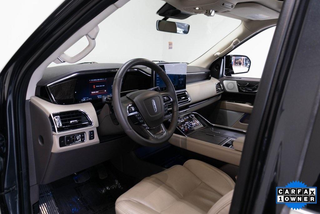 used 2022 Lincoln Navigator car, priced at $59,995