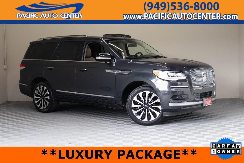 used 2022 Lincoln Navigator car, priced at $59,995