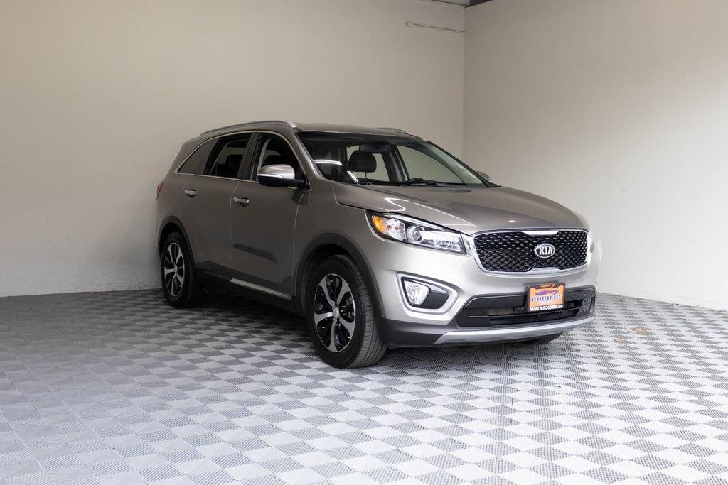 used 2018 Kia Sorento car, priced at $14,995