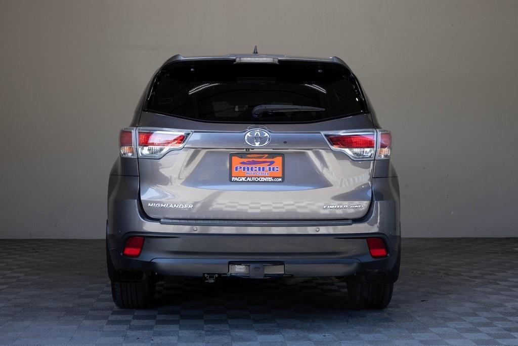 used 2015 Toyota Highlander car, priced at $18,995