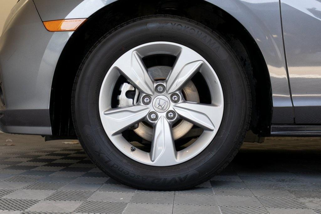 used 2018 Honda Odyssey car, priced at $17,995