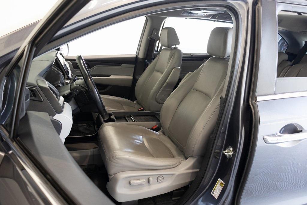 used 2018 Honda Odyssey car, priced at $17,995