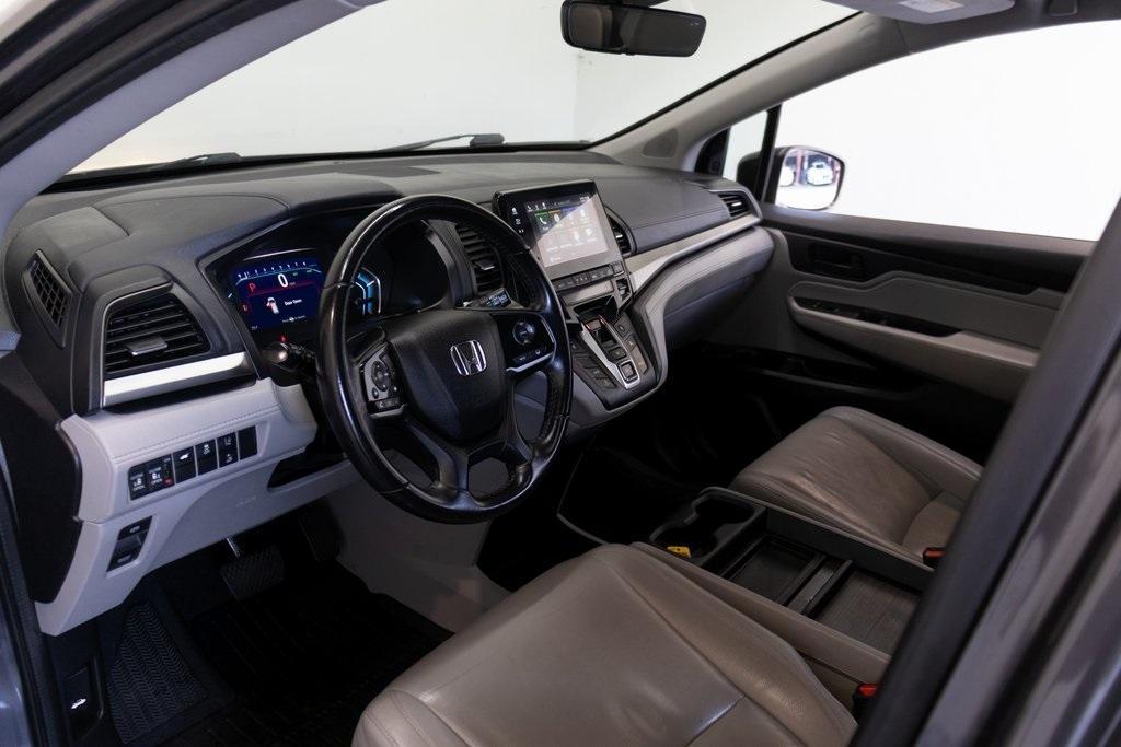 used 2018 Honda Odyssey car, priced at $17,995