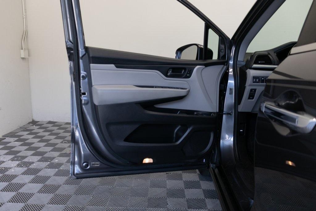 used 2018 Honda Odyssey car, priced at $17,995