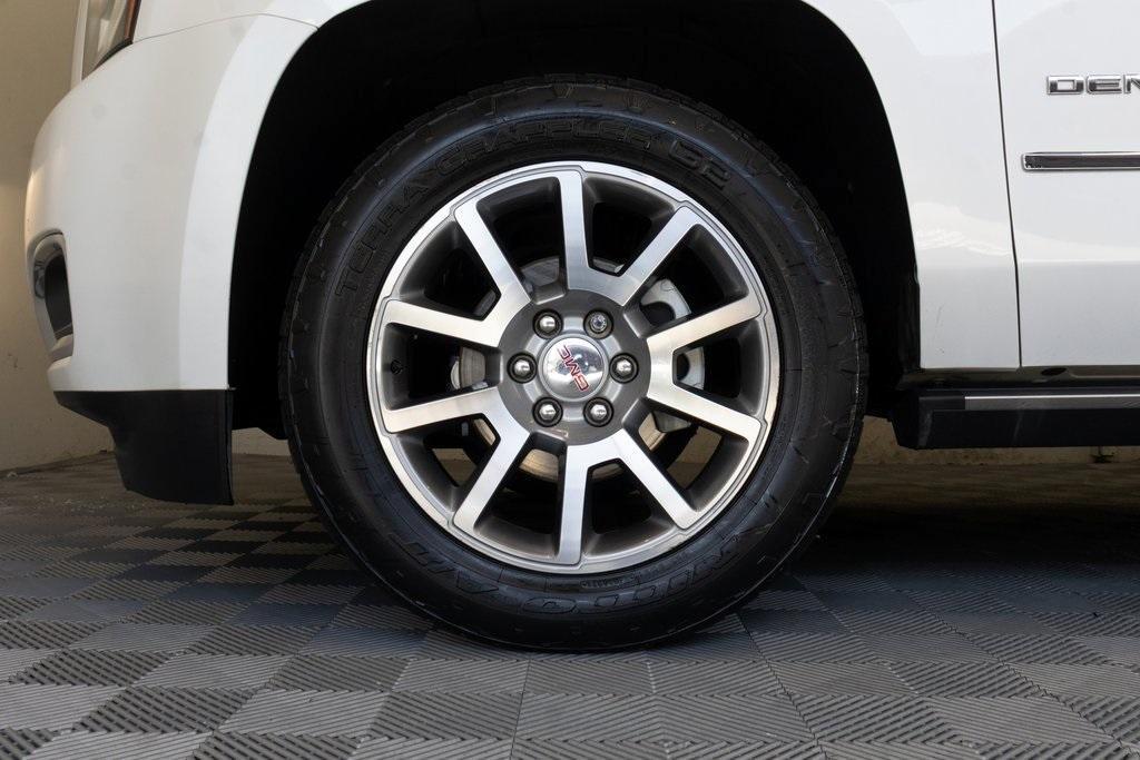 used 2017 GMC Yukon XL car, priced at $29,995
