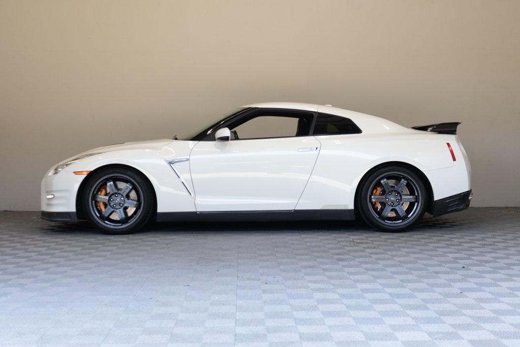 used 2016 Nissan GT-R car, priced at $102,995