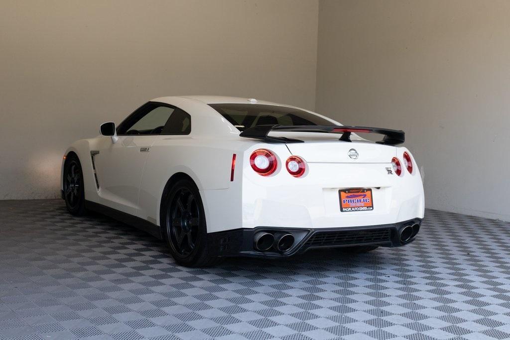 used 2016 Nissan GT-R car, priced at $102,995