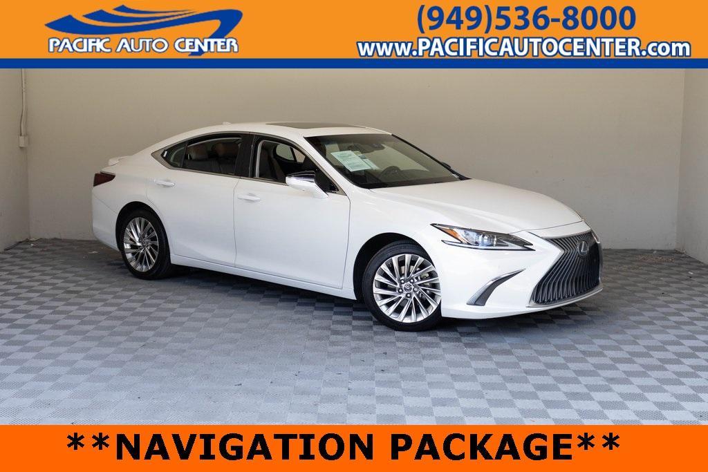 used 2019 Lexus ES 300h car, priced at $26,995