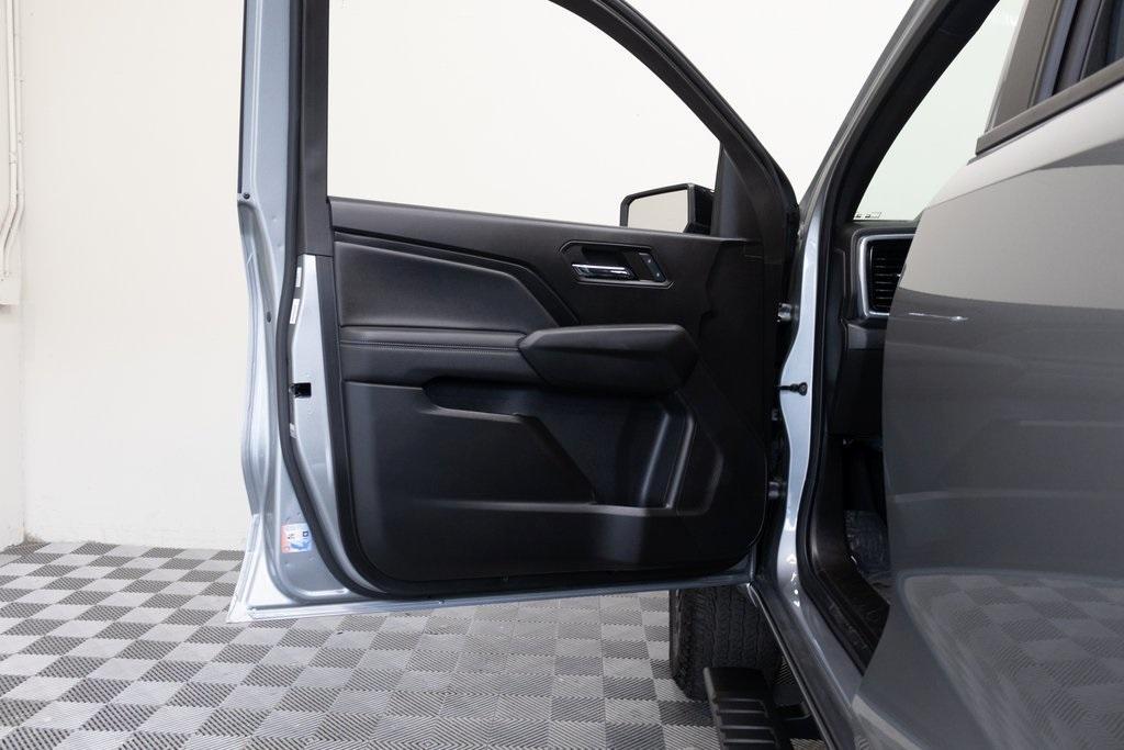 used 2024 GMC Canyon car, priced at $31,995