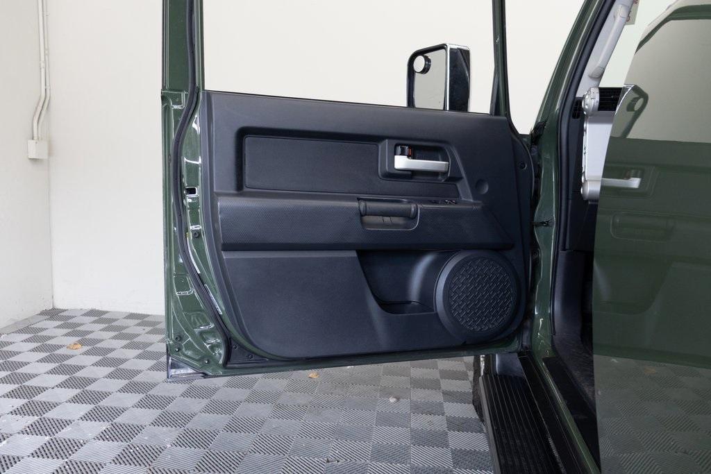 used 2014 Toyota FJ Cruiser car, priced at $31,995