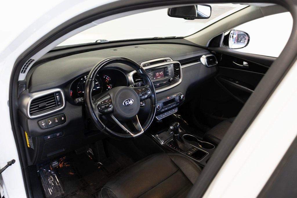 used 2016 Kia Sorento car