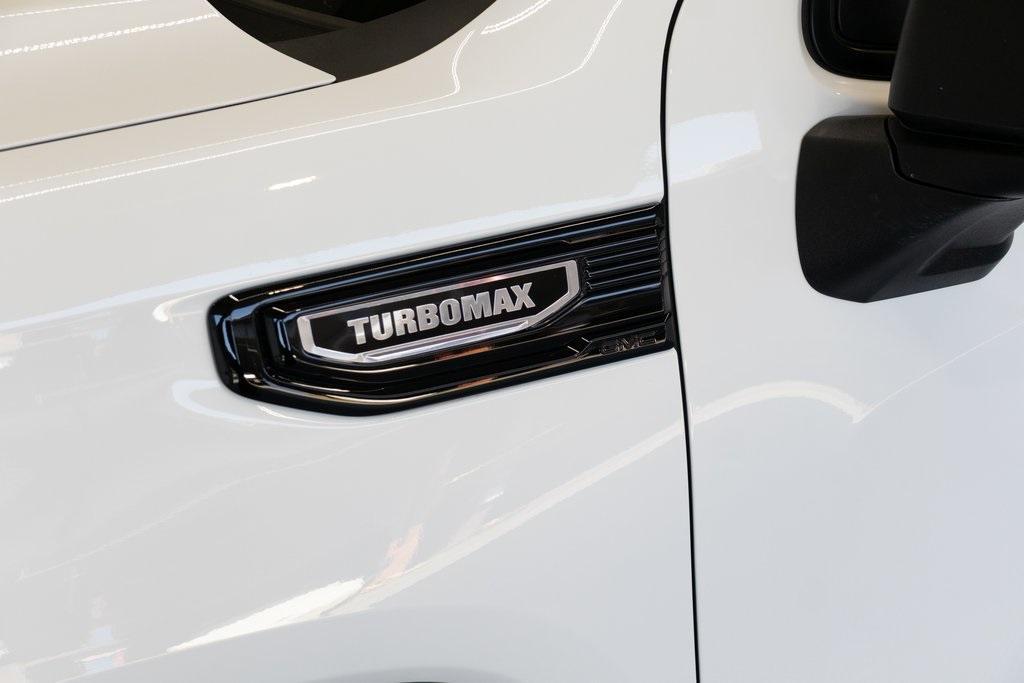 used 2024 GMC Sierra 1500 car, priced at $32,995