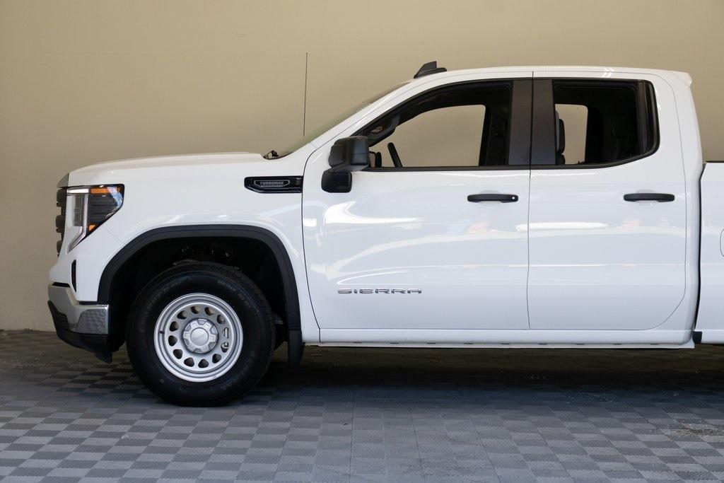 used 2024 GMC Sierra 1500 car, priced at $32,995