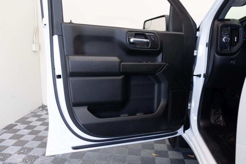 used 2024 GMC Sierra 1500 car, priced at $32,995