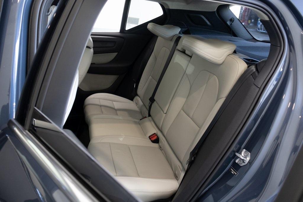 used 2020 Volvo XC40 car, priced at $26,995