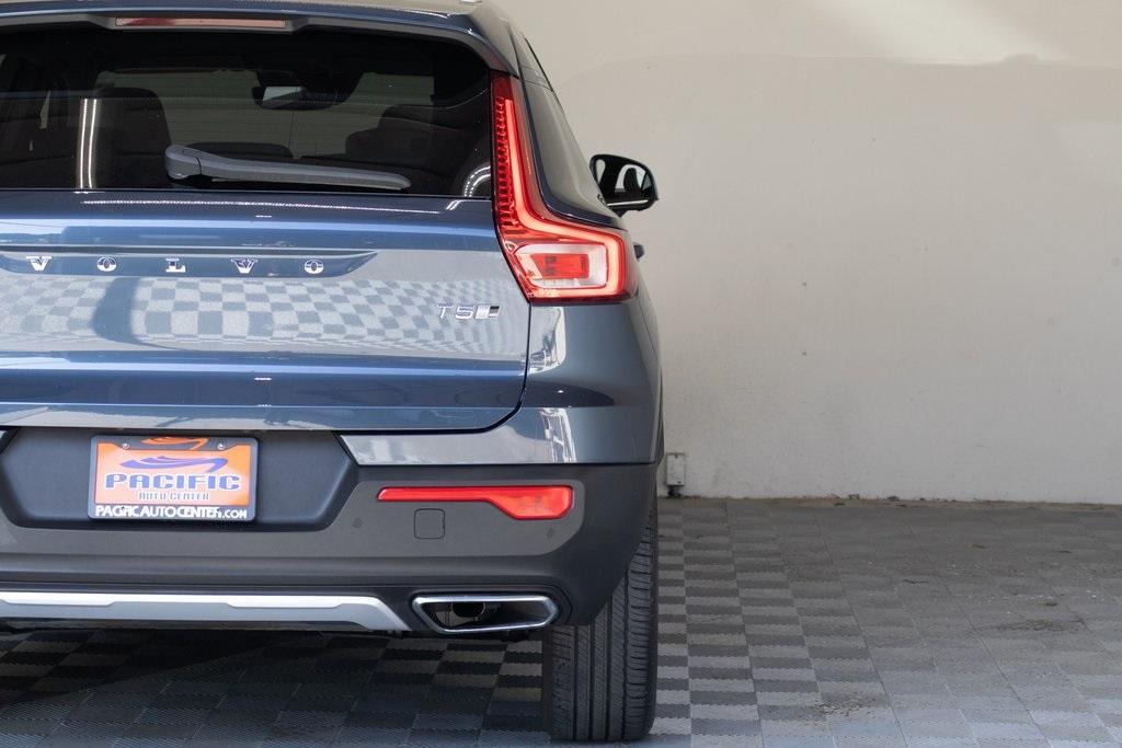 used 2020 Volvo XC40 car, priced at $26,995