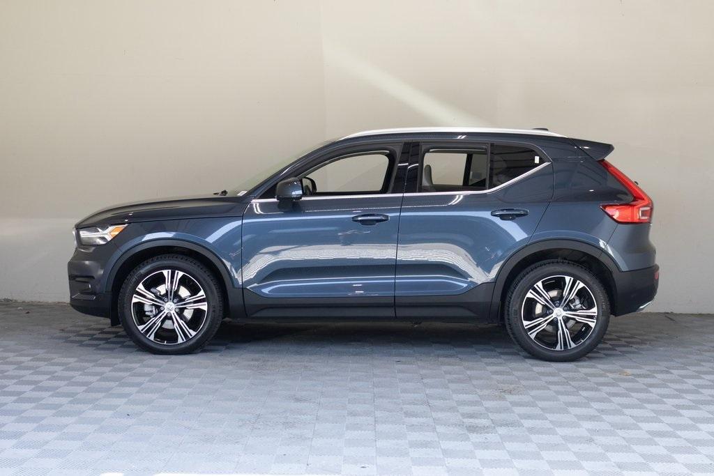 used 2020 Volvo XC40 car, priced at $26,995