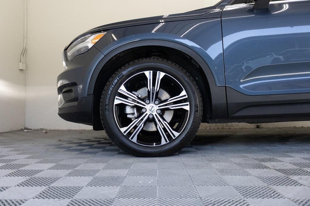 used 2020 Volvo XC40 car, priced at $26,995