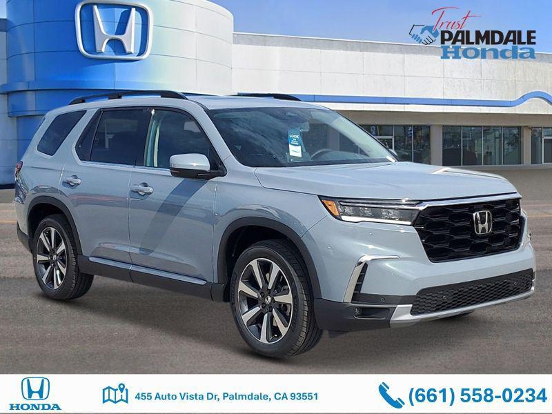 new 2025 Honda Pilot car, priced at $46,950