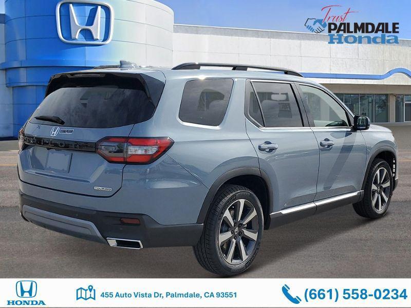 new 2025 Honda Pilot car, priced at $46,950