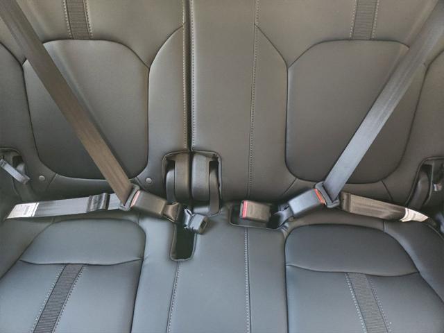 new 2025 Honda Pilot car, priced at $51,305