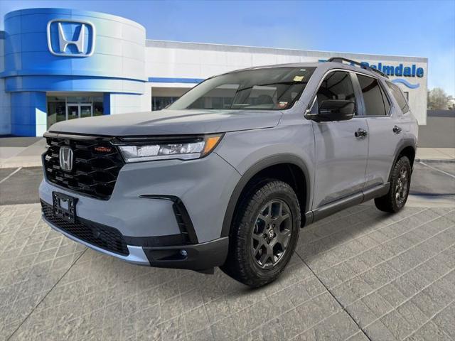 new 2025 Honda Pilot car, priced at $51,305