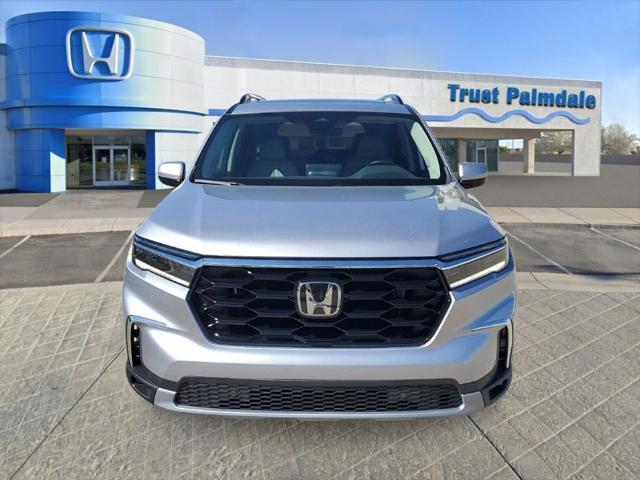 new 2025 Honda Pilot car, priced at $48,950
