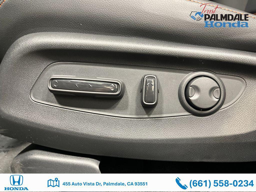 new 2026 Honda CR-V Hybrid car, priced at $41,655