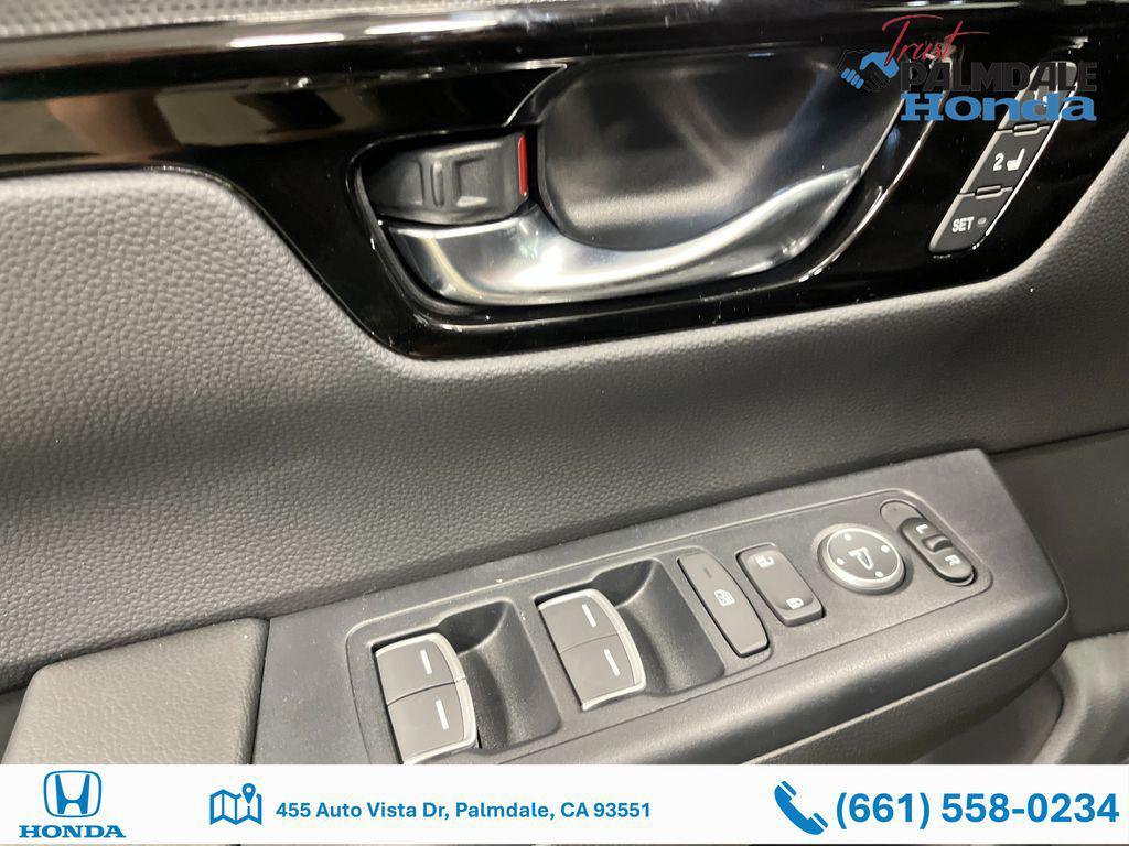 new 2026 Honda CR-V Hybrid car, priced at $41,655