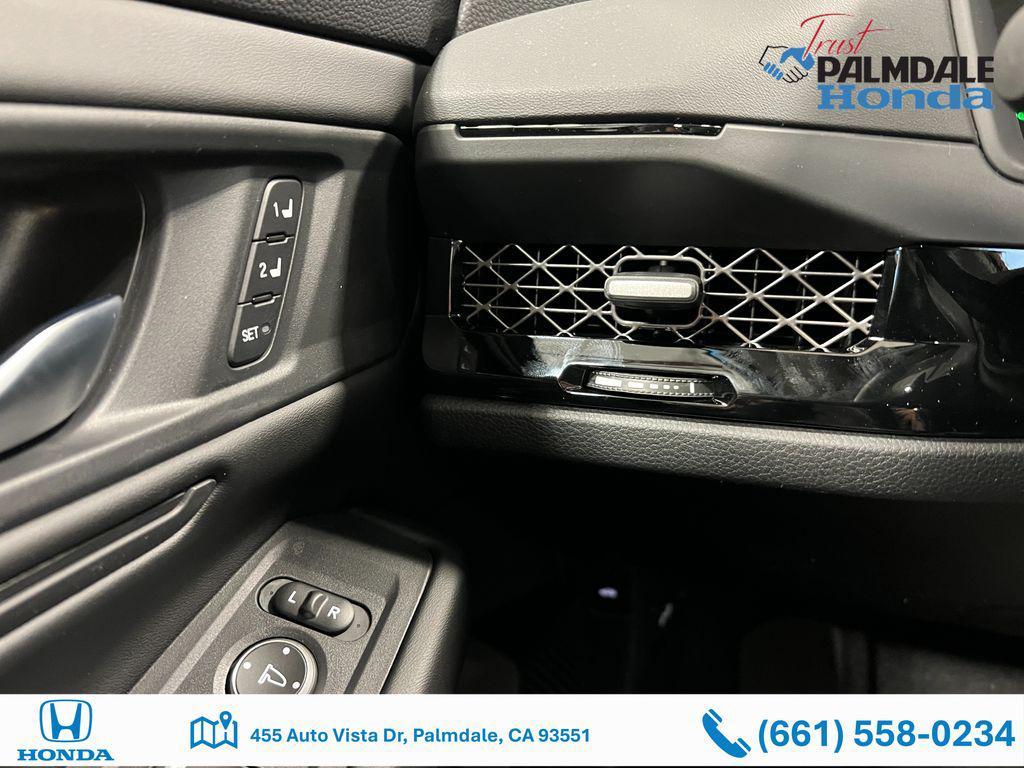 new 2025 Honda Accord Hybrid car, priced at $35,090