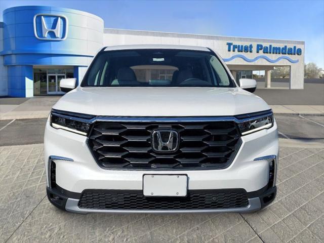 new 2025 Honda Pilot car, priced at $45,405
