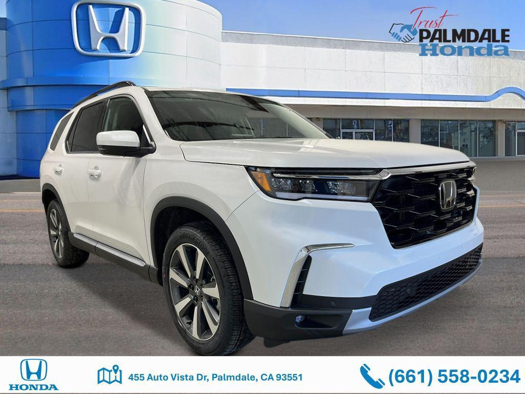 new 2025 Honda Pilot car, priced at $51,550