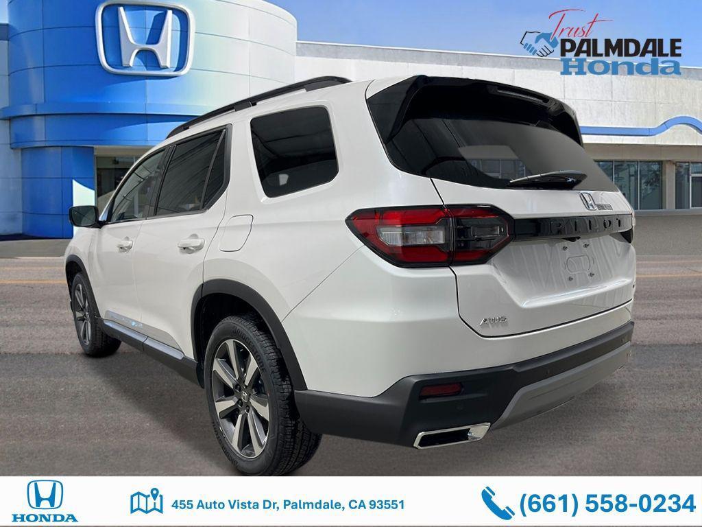 new 2025 Honda Pilot car, priced at $51,550