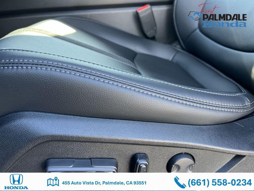 new 2025 Honda Pilot car, priced at $43,225