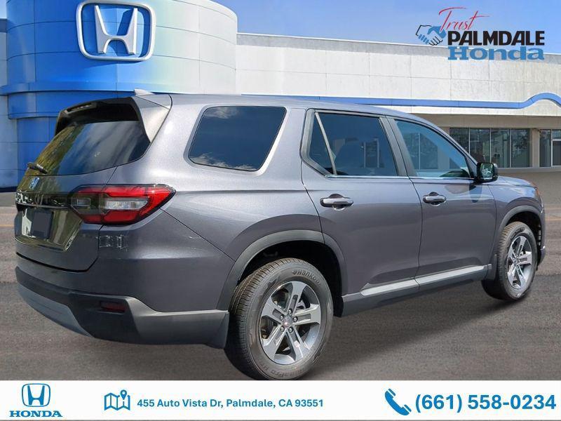 new 2025 Honda Pilot car, priced at $43,225