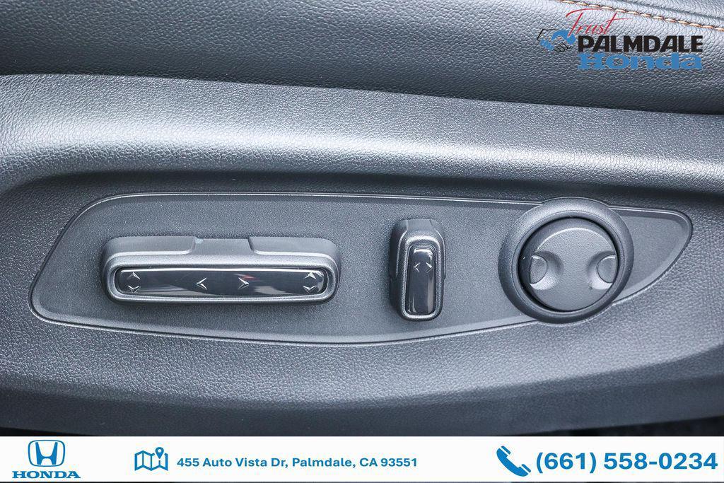 new 2026 Honda CR-V Hybrid car, priced at $38,175