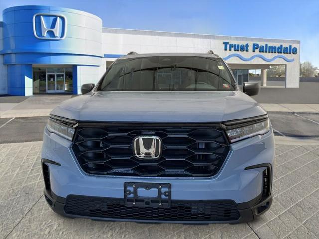 new 2025 Honda Pilot car, priced at $44,205