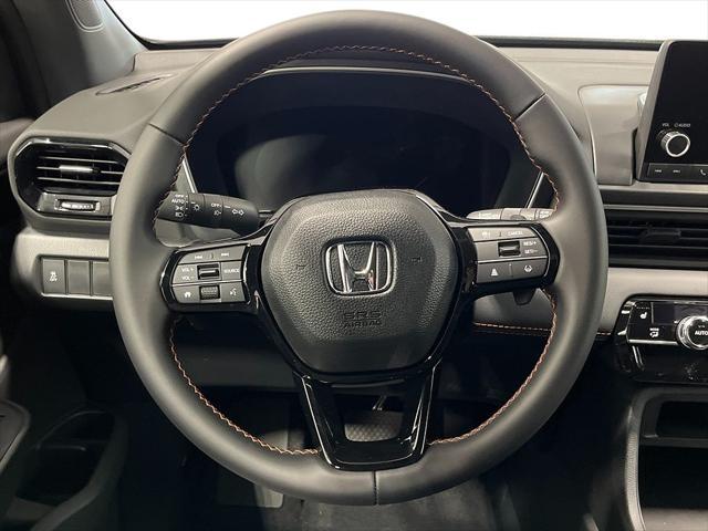 new 2025 Honda Pilot car, priced at $44,205