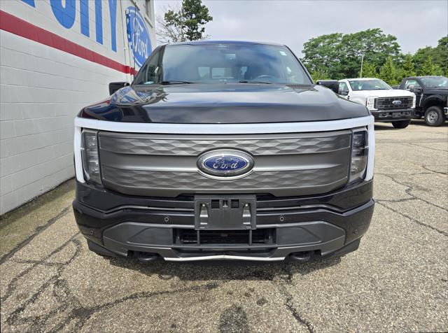 used 2022 Ford F-150 Lightning car