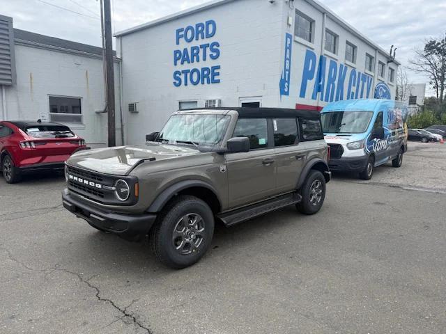 new 2025 Ford Bronco car, priced at $48,655