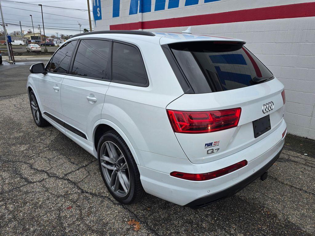 used 2018 Audi Q7 car, priced at $20,880