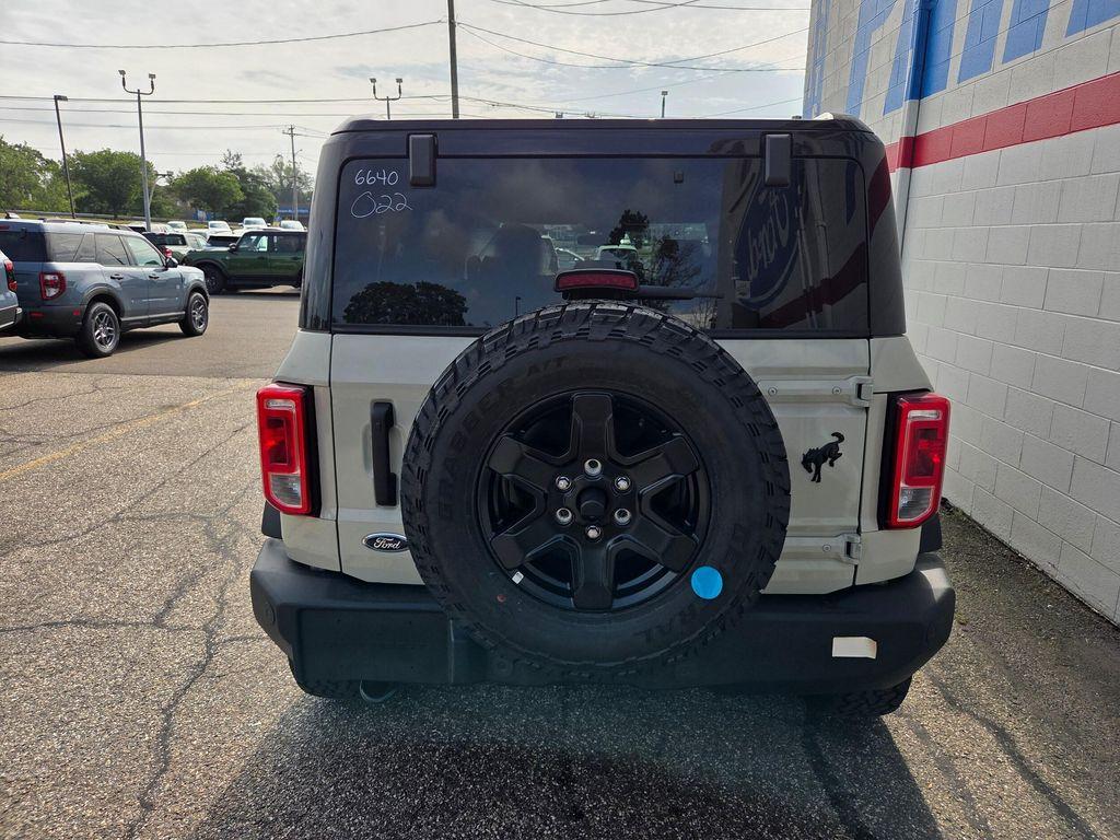 new 2025 Ford Bronco car, priced at $48,730