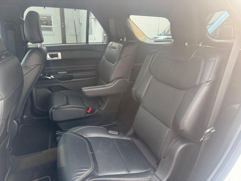 used 2022 Ford Explorer car