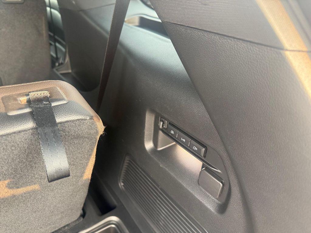 used 2022 Ford Explorer car