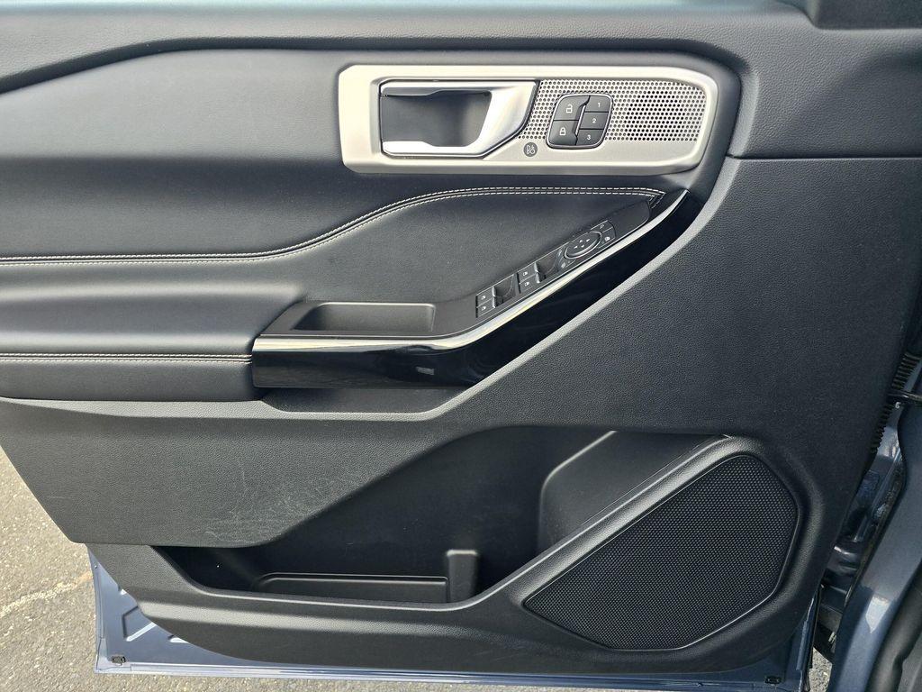 used 2021 Ford Explorer car, priced at $29,999